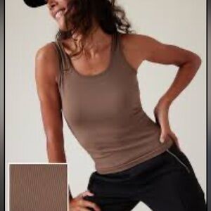 Athleta Renew Seamless Scoop Tank - Size L - Mocha - Super Cute!!